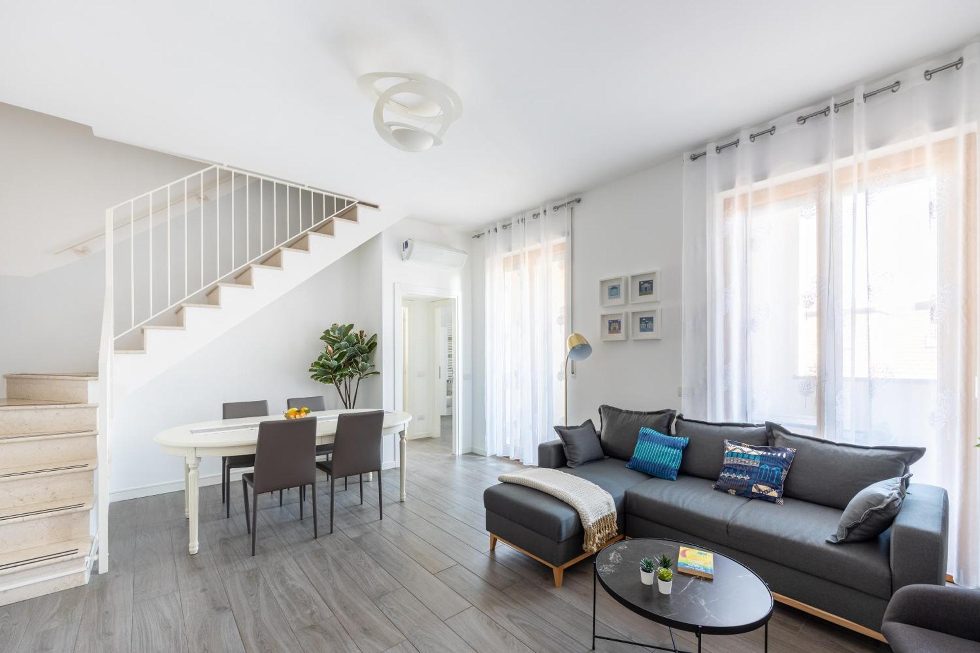 Bocconi's Nest - Close To Duomo With Terrace * Milano