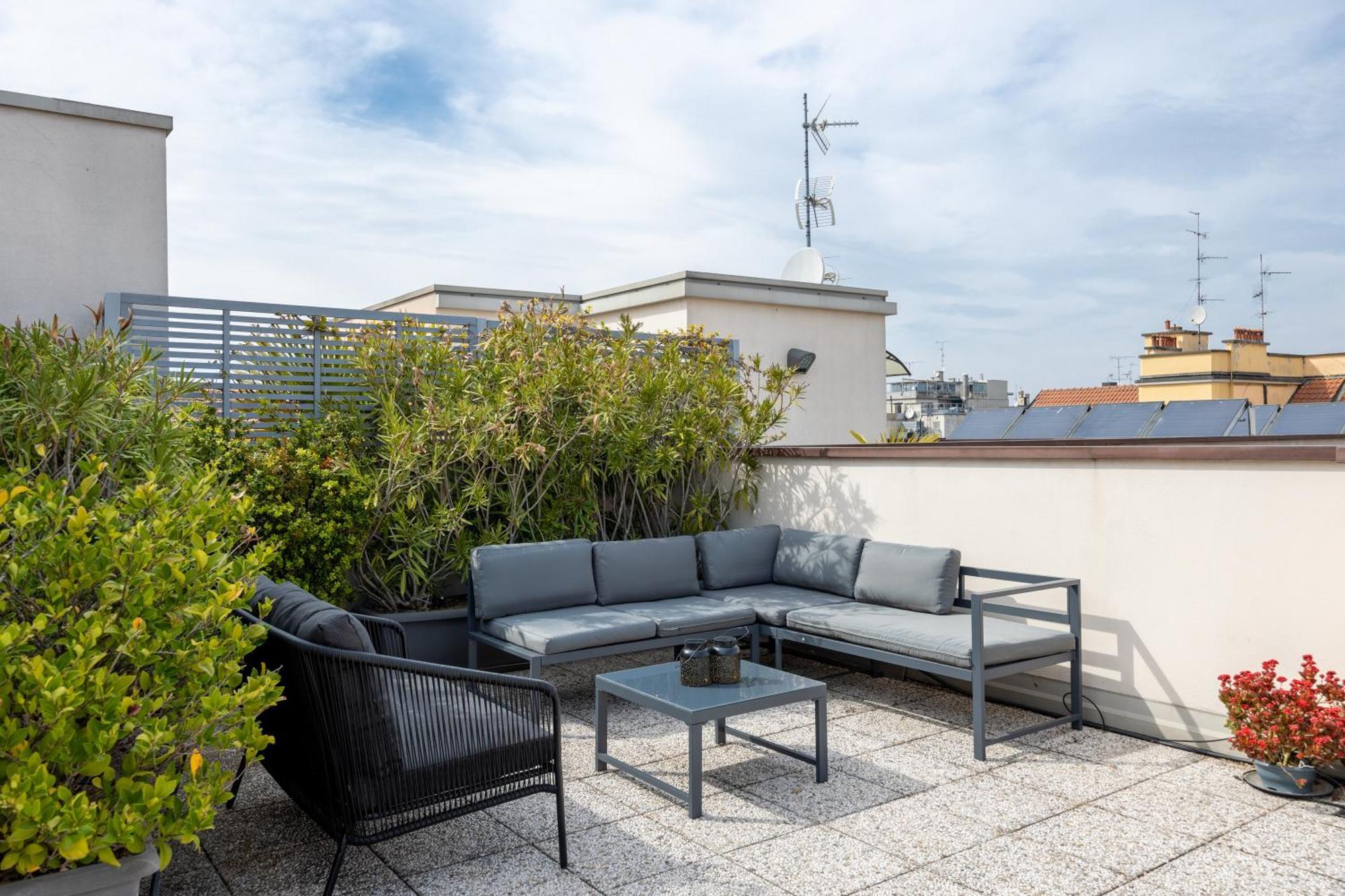 Bocconi's Nest - Close To Duomo With Terrace * Milano