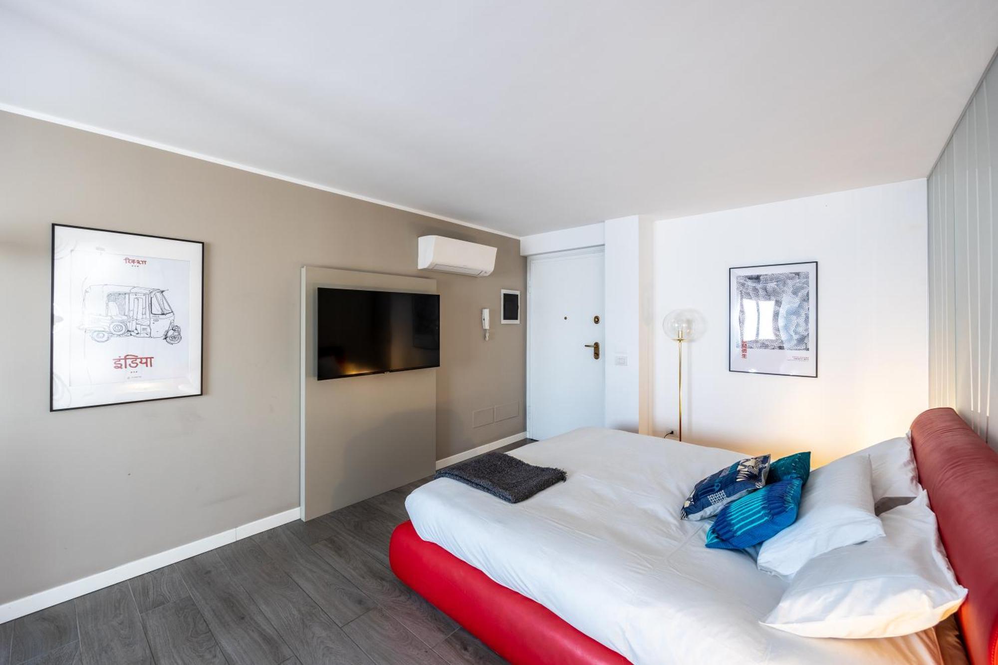 Bocconi's Nest - Close To Duomo With Terrace * Milano