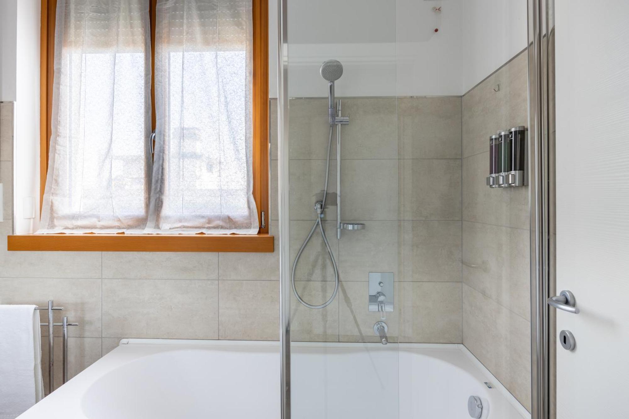 Bocconi's Nest - Close To Duomo With Terrace Milano